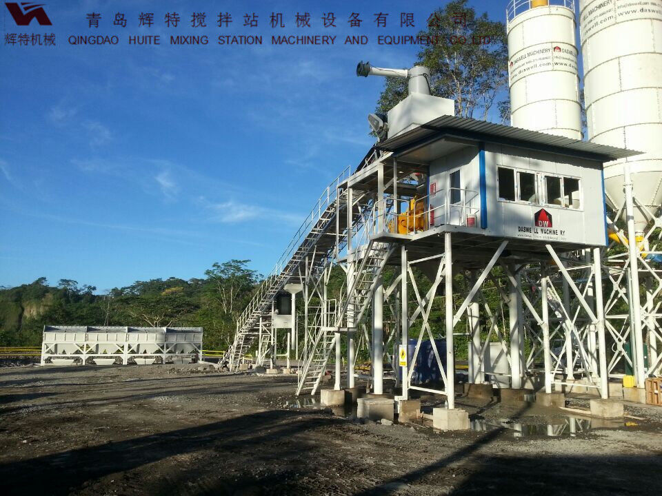 輝特混凝土攪拌站HZS90攪拌臂布置合理，攪拌性能強