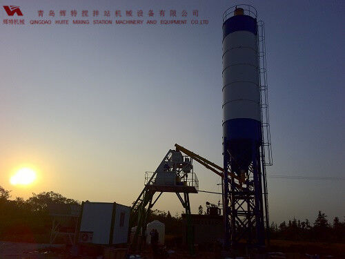 攪拌站HZS35易損件少，維護(hù)簡單，運行費用低