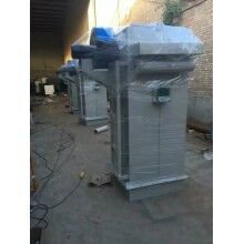 石家莊攪拌站水泥倉(cāng)頂單機(jī)脈沖布袋收塵器