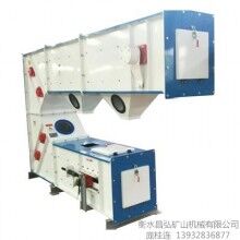 耐火材料專用Z型提升機，整機防爆，內(nèi)置強制通風系統(tǒng)